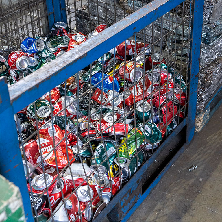 Compra de latas de aluminio para chatarra