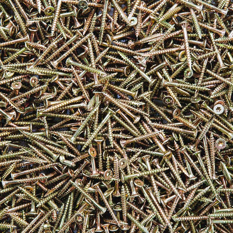 Tornillos de latón