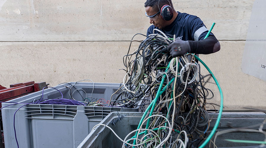 Reciclaje de cables en Recuperaciones Trifeyme