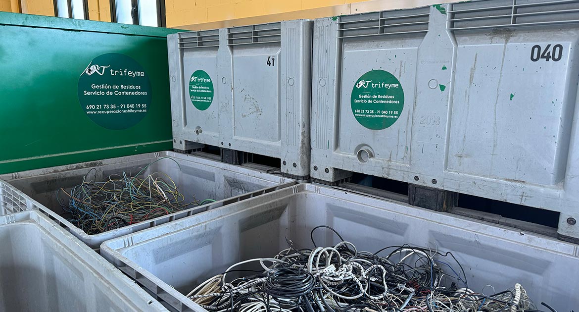 Separación de chatarra metálica en Villarejo