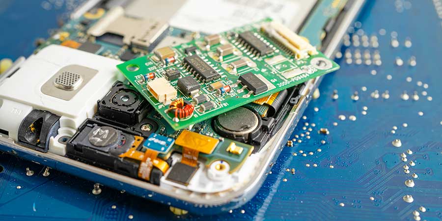 Uso de metales raros en la fabricación de dispositivos electrónicos