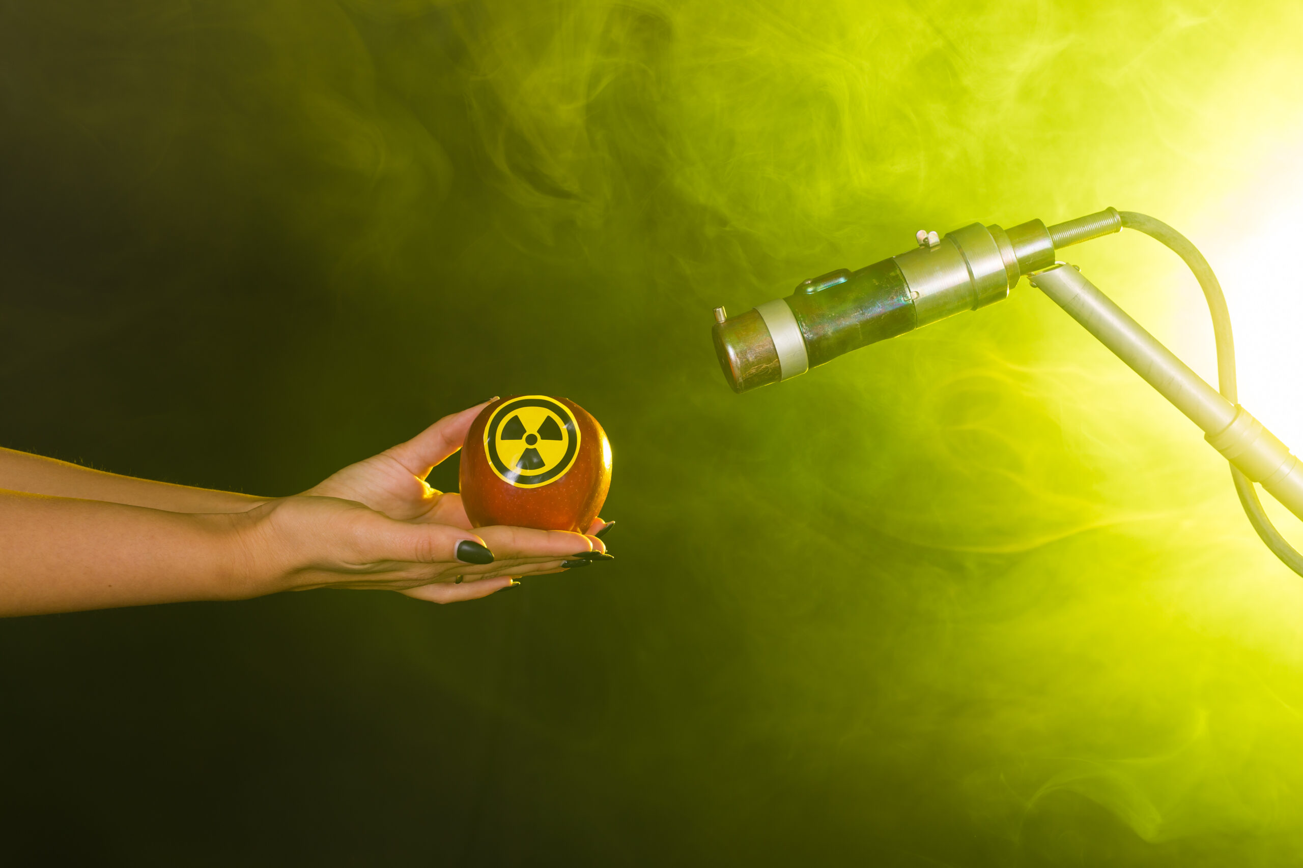 ¿Cómo se recicla la chatarra radiactiva?